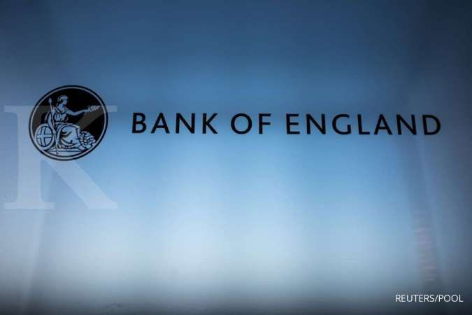 Bank of England Hits Stop on Rate Hike Run as Economy Slows
