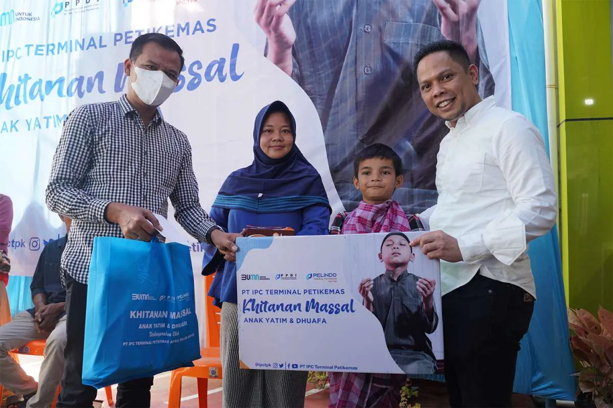 Sambut HUT ke-9, IPC TPK Gelar Khitanan Massal