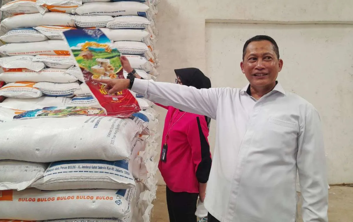 Mulai Pekan Depan, Beras Bulog Dapat Dibeli di Indomart dan Alfamart 
