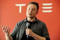 Elon Musk Akuisisi Ford Motor Company, Fakta atau Rumor?
