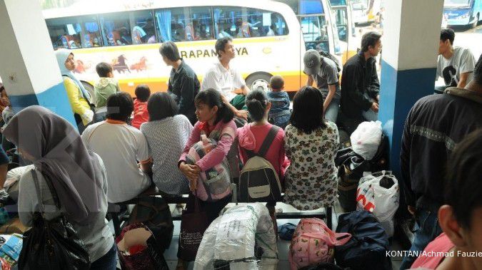 Penumpang telantar, Dishub Kendal kerahkan 20 truk