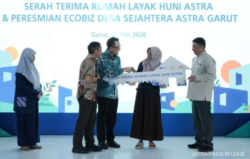 Astra Serahkan Rumah Layak Huni dan Luncurkan EcoBiz Desa Sejahtera Astra di Garut