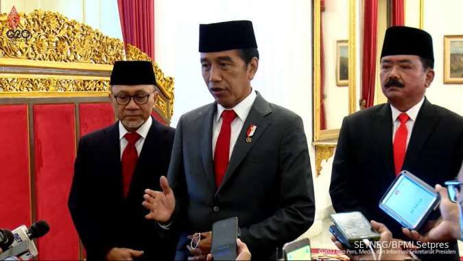 Jokowi Minta Mendag Baru Selesaikan Urusan Kebutuhan Pokok Dalam Negeri
