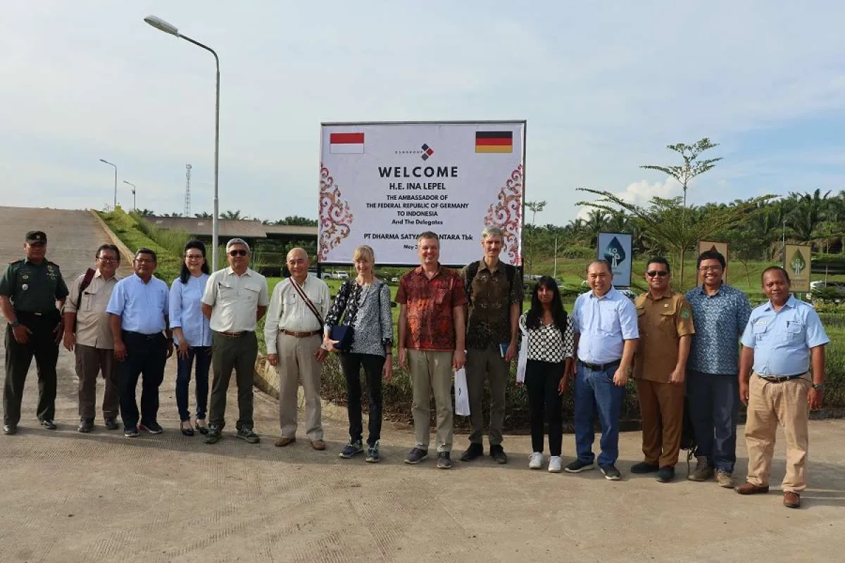 Dubes Jerman untuk Indonesia Kunjungi Pabrik Kelapa Sawit DSNG