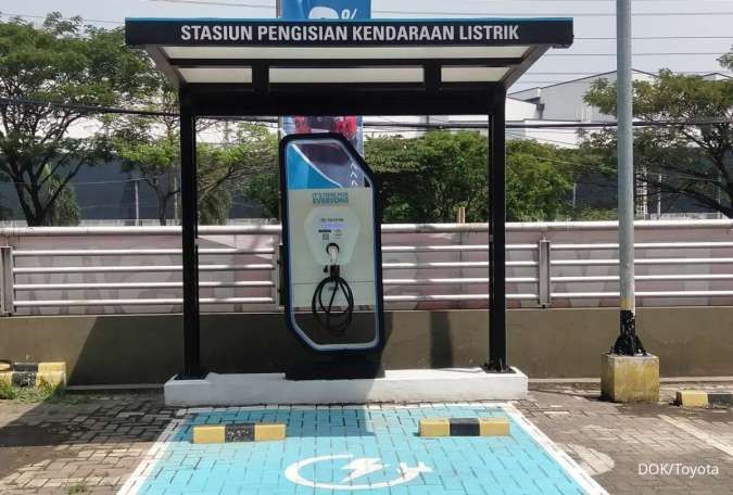 Toyota Genjot Pengembangan Charging Station di Indonesia