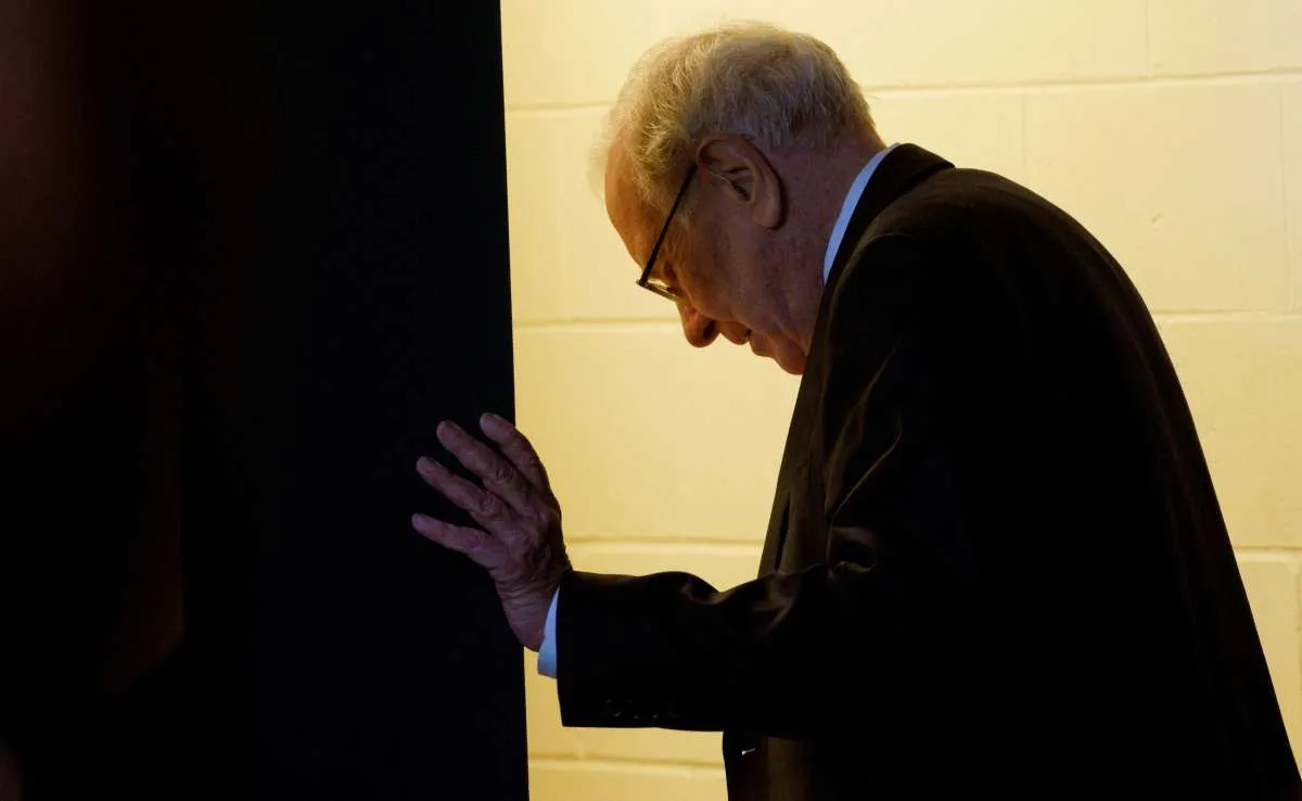 Saham yang Baru Diakumulasi Warren Buffett Harganya Merosot, Sudah Saatnya Membeli?