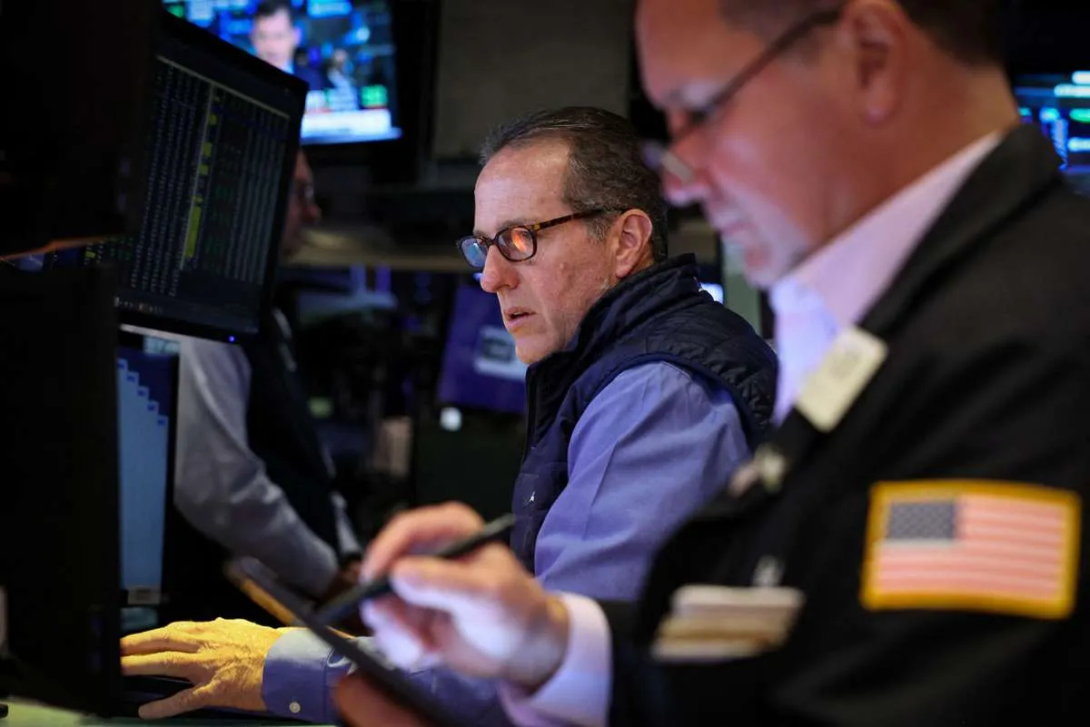 Wall Street Melemah, Kenaikan Yield US Treasury Membebani Pasar Saham AS