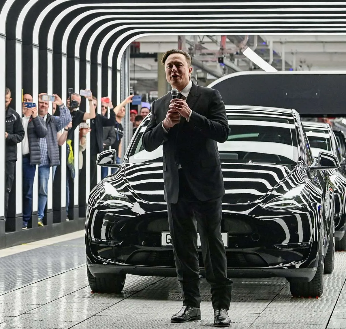 Terungkap Elon Musk Punya 9,2% Kepemilikan, Saham Twitter Melonjak 26%