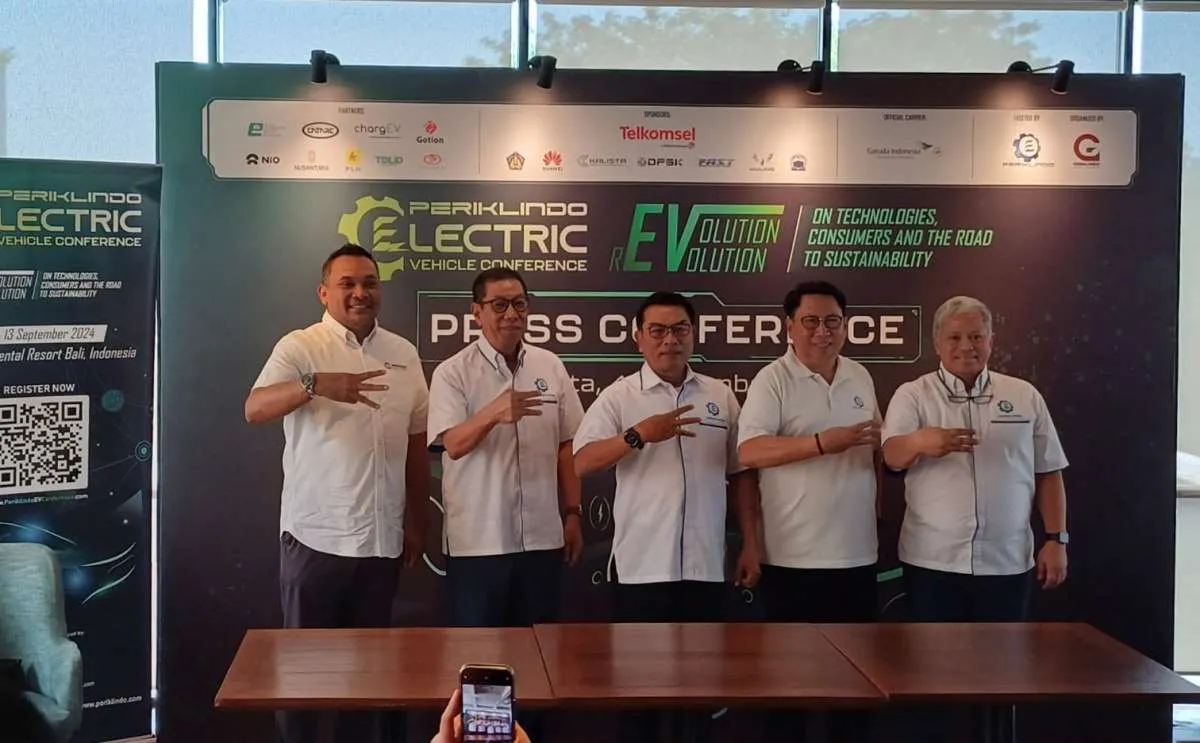 Dorong Industri EV, Moeldoko Minta Aturan TKDN Lebih Fleksibel