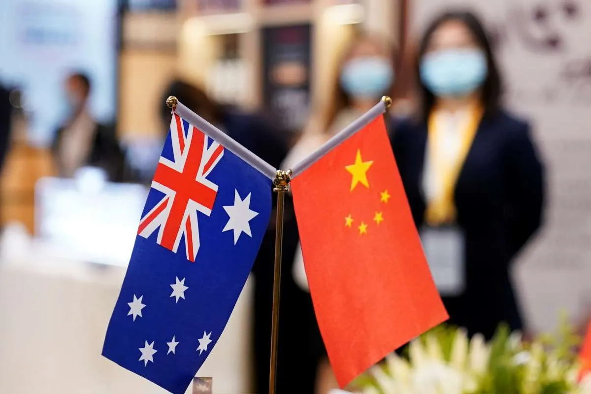Jet Tempur China Ganggu Helikopter Australia di Atas Laut Kuning