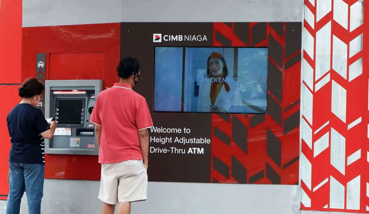 Laba susut di kuartal III 2020, bagaimana prospek bisnis bank BUKU IV swasta di 2021?
