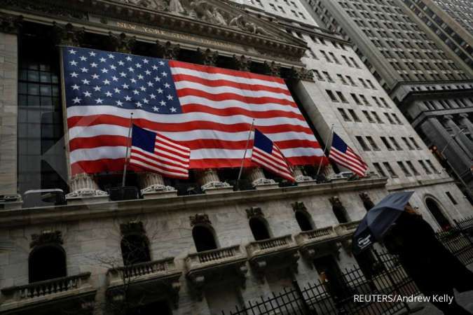Wall Street reli di atas 1% ditopang saham Apple dan Microsoft 