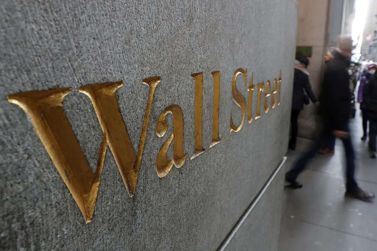 Mengawali perdagangan Mei, Wall Street melaju kencang