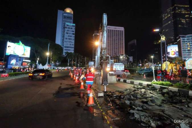 SIG Garap Perbaikan 14 Koridor Jalur Bus TransJakarta Menggunakan Beton Cepat Kering