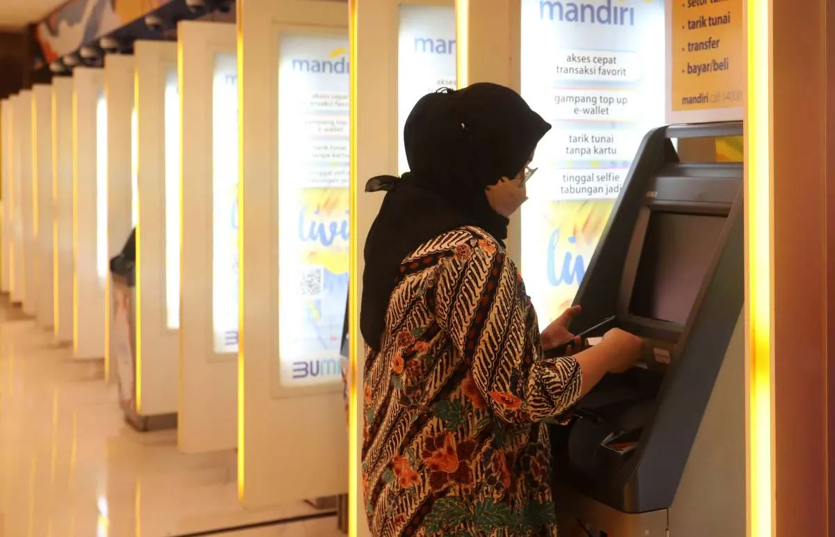 Cara Tarik Tunai Tanpa Kartu ATM Mandiri bagi Pengguna Livin by Mandiri
