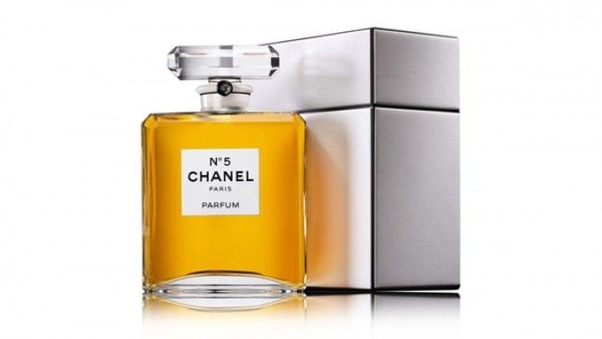 Penggemar Parfum Harus Punya Sederet Parfum Ikonik Berikut Ini