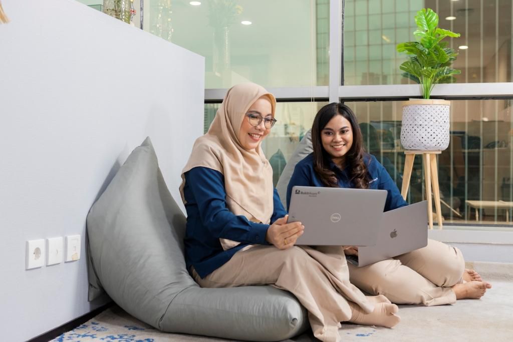 Kontan - Bukit Asam Kilas Online.