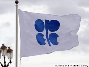 OPEC Babat Produksinya 2,2 Juta Barel per Hari