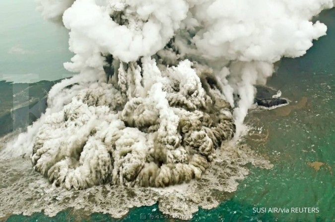 Abu Gunung Anak Krakatau sampai Cilegon, masyarakat diminta tetap tenang