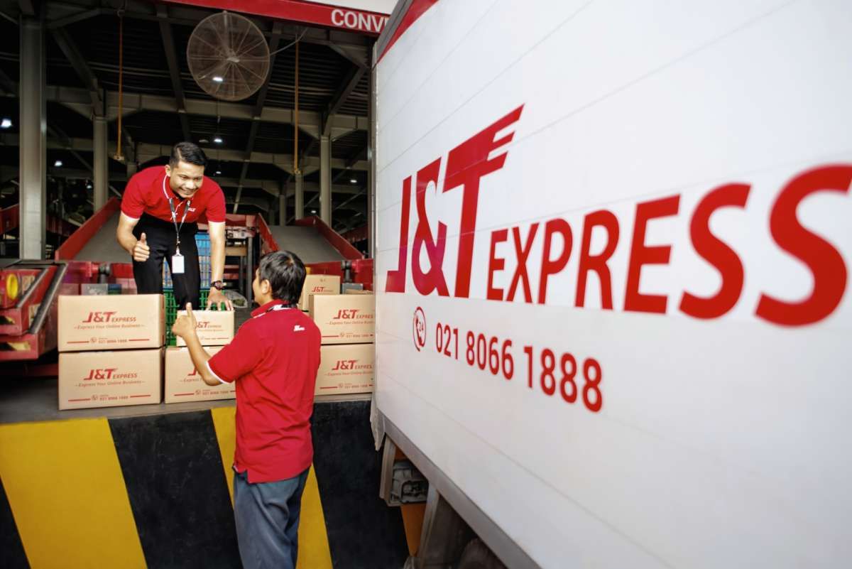 Menguji Implementasi Keberlanjutan di J&T Express