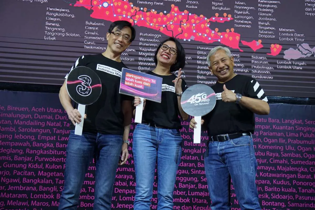 Sepanjang tahun lalu, Hutchison 3 Indonesia membangun lebih dari 9.000 BTS