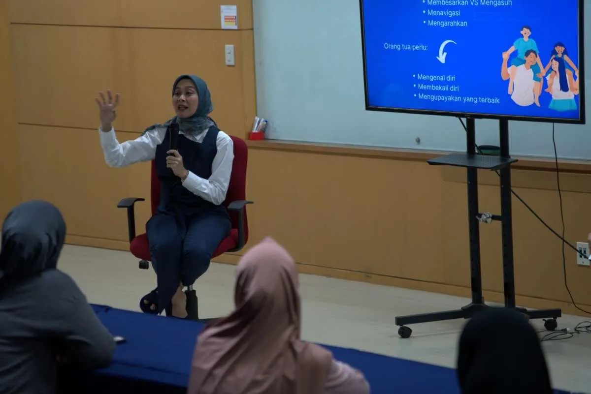 Unicharm Bagikan Tips Pengasuhan Anak di Era Digital bagi Orang Tua Bekerja