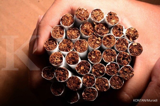 Cukai rokok naik, 50.000 orang di PHK