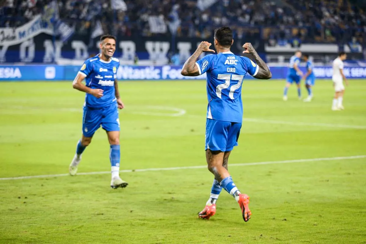 Link Live Streaming Persib Bandung vs Persita di BRI Liga 1 Minggu (22/12/2024)