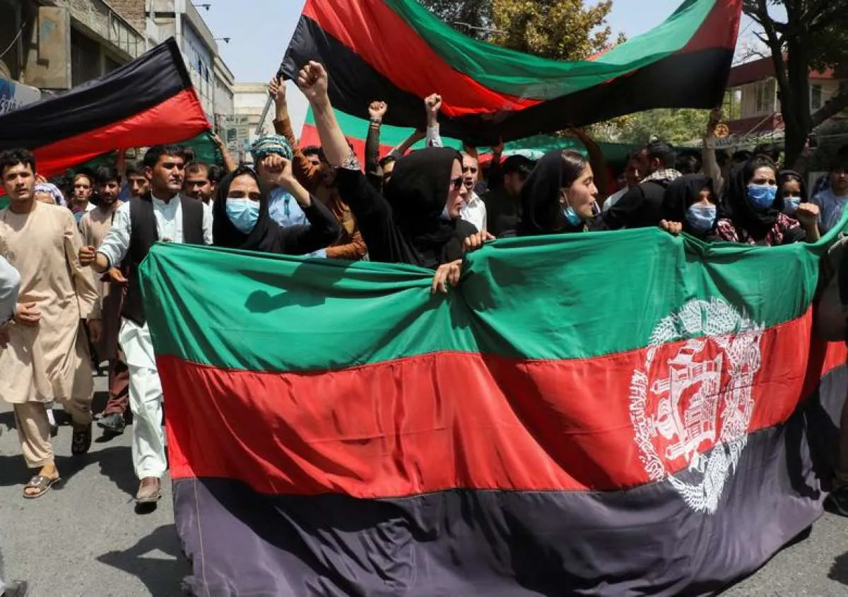 Taliban meminta para imam masjid serukan persatuan di Afghanistan saat salat Jumat