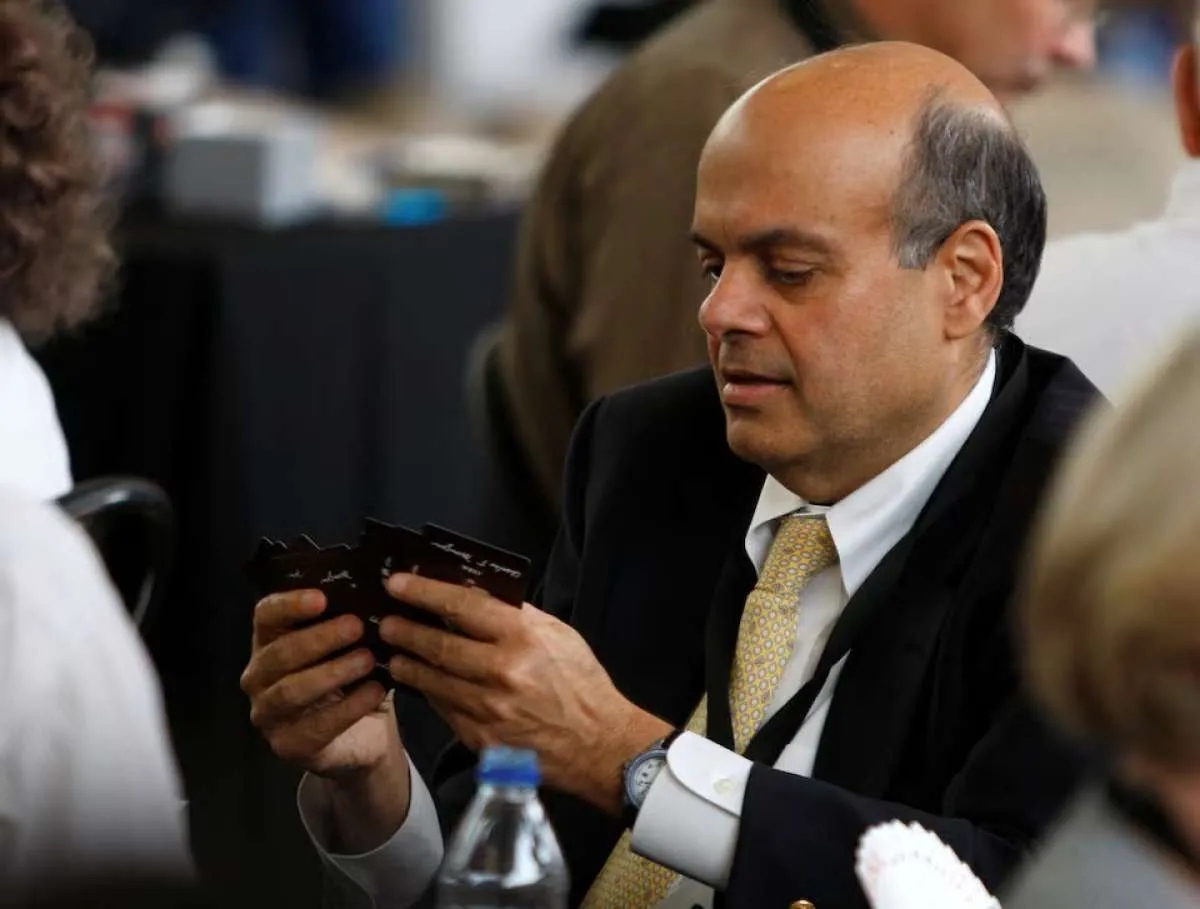 Mengenal Ajit Jain, Otak di Balik Mesin Kas Kas Warren Buffett