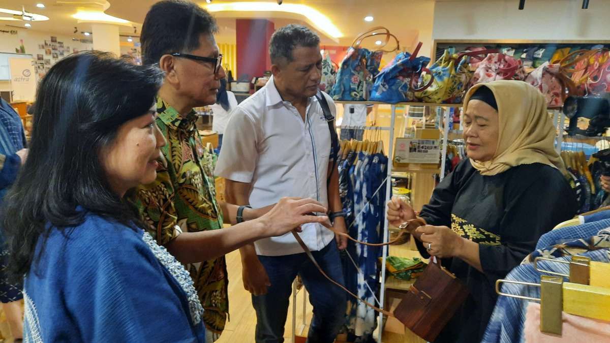 Yayasan Astra dan Asuransi Astra Gelar Pendampingan bagi UMKM Perempuan