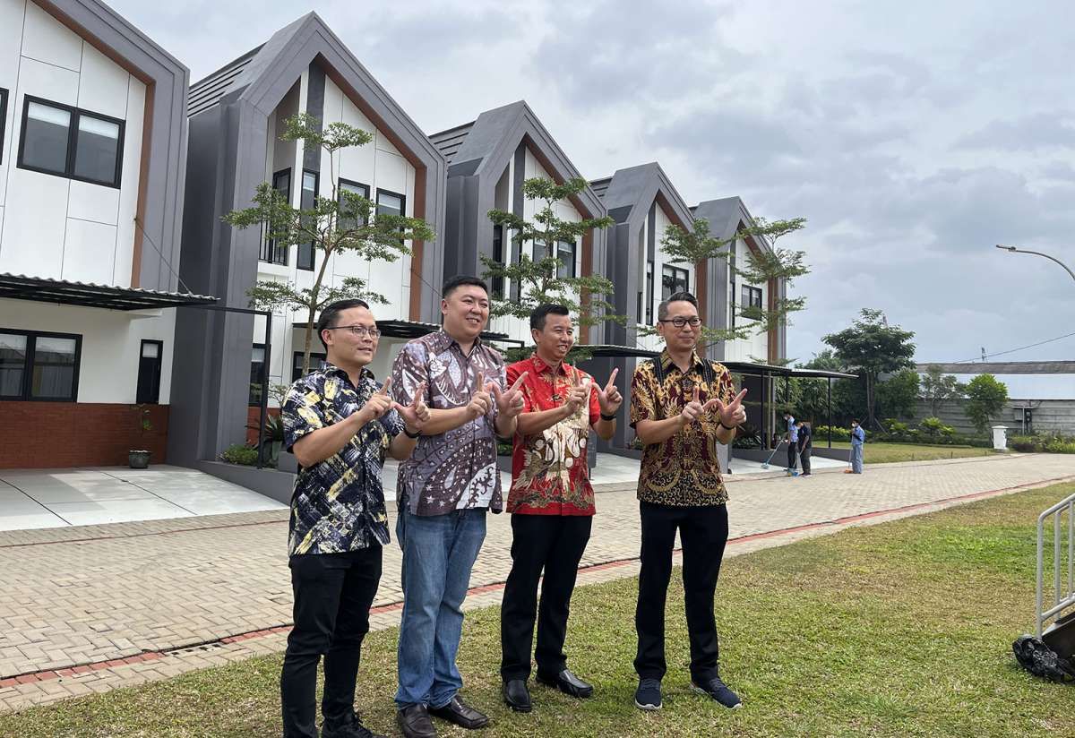 Kredit Mengalir Deras ke Rumah Mewah