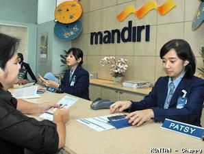 Mandiri dan BNI Gerojokkan KUR di Manokwari