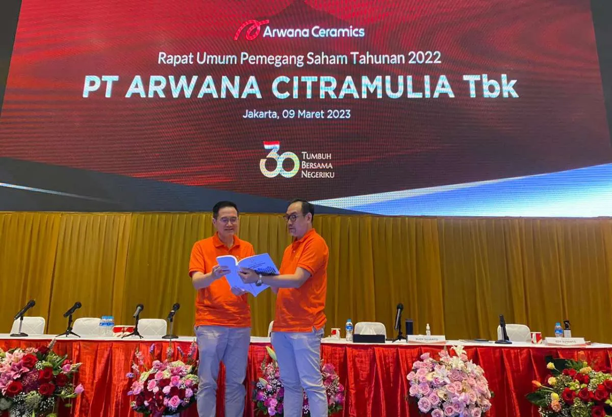 Kuartal I-2023, Penjualan dan Laba Arwana Citramulia (ARNA) Kompak Menyusut