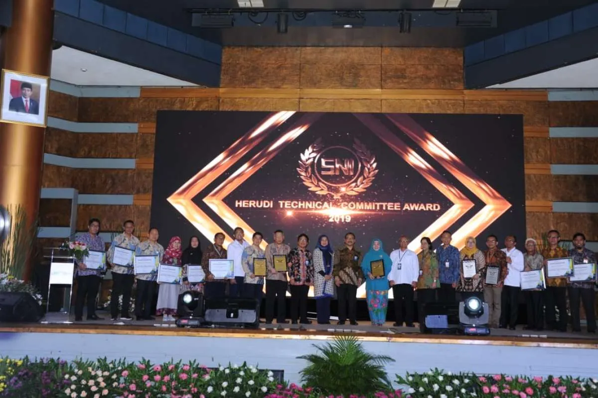 Tingkatkan mutu produk perikanan dan kelautan, BSN beri penghargaan ke KKP