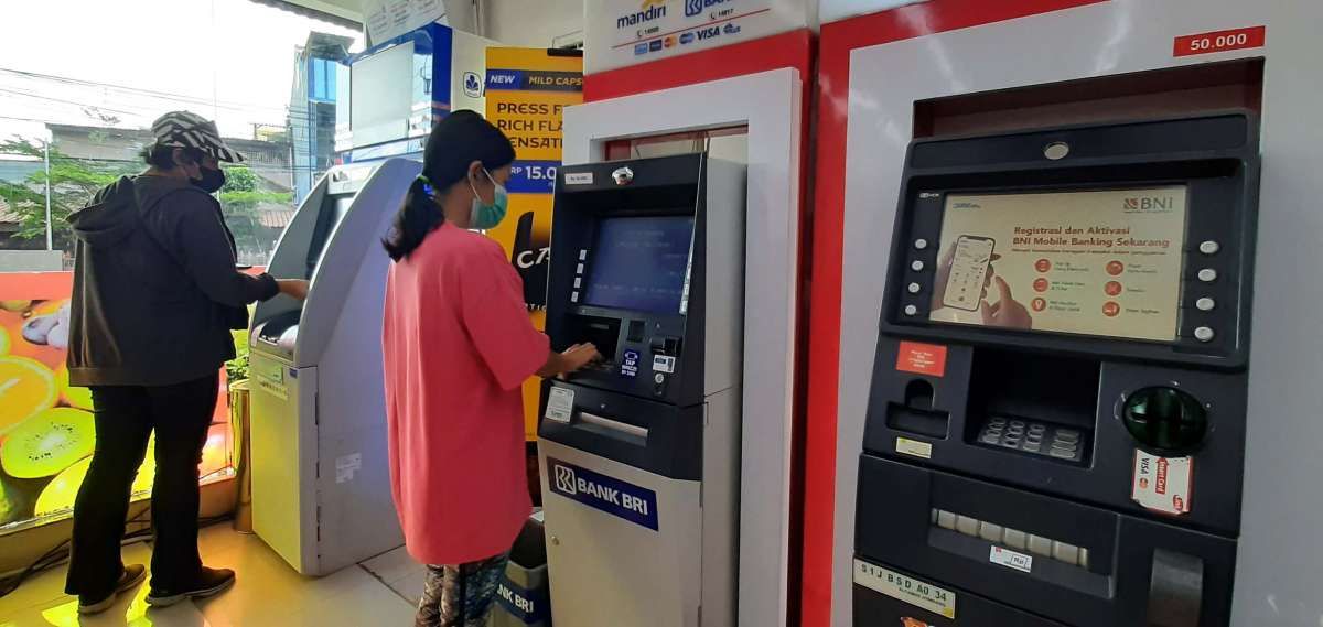 Kenaikan batas maksimal penarikan dana via ATM pada masa PPKM