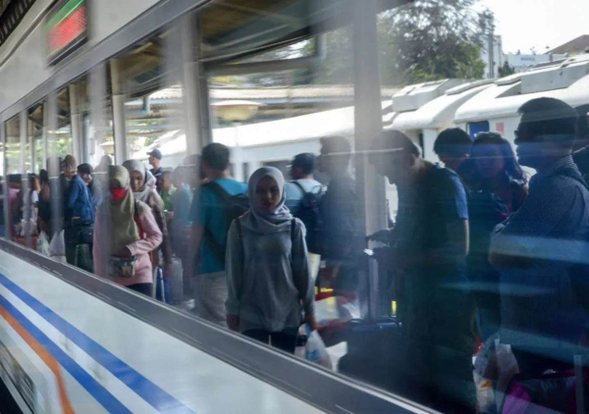 Rayakan HUT RI, KAI bagi-bagi tiket gratis untuk penumpang KA Argo Parahyangan