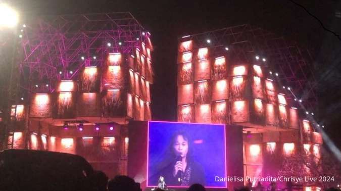 Pertunjukan Chrisye Live, Serasa Penyanyi Legendaris Itu Hidup Lagi