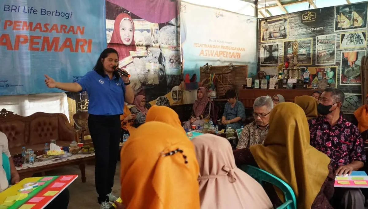 Dukung UMKM Ultra Mikro, BRI Life Berdayakan Aswapemari Menuju Pasar Modern