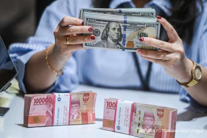 Rupiah Spot Melemah Terhadap Dolar AS Pada Senin (14/10) Pagi