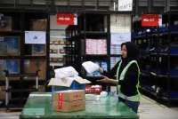 Kirim Paket Lebaran ke Luar Negeri, Ini Tips dari Lion Parcel