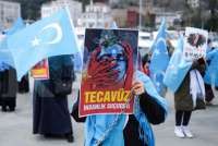 Barat jatuhkan sanksi terhadap China atas pelanggaran Xinjiang, Beijing membalas 