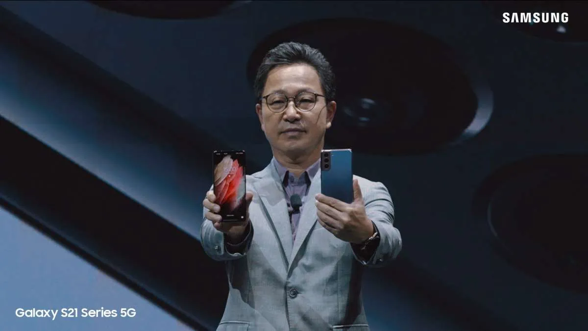 Diprediksi masih tumbuh, pasar ponsel pintar segmen premium semakin ketat