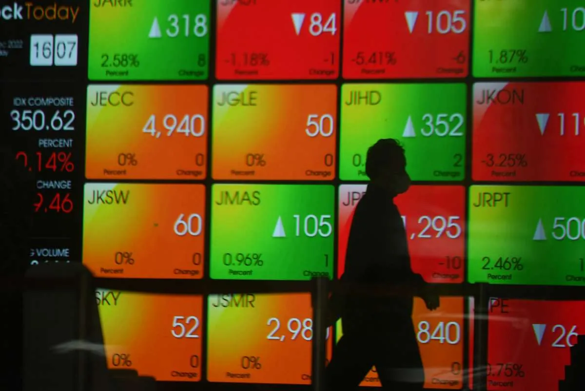 Beda Arah, Cek Harga Saham GOTO dan BUMI di Perdagangan Bursa Jumat (3/2)