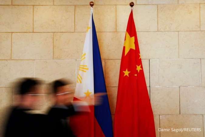 Tegang dengan China, Filipina Belum Minta Dukungan AS untuk Pasok Pasukannya di LCS 