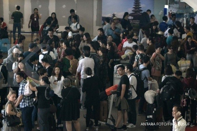 Ratusan penumpang tinggalkan Ngurah Rai