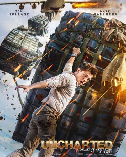 Tom Holland di poster film Uncharted