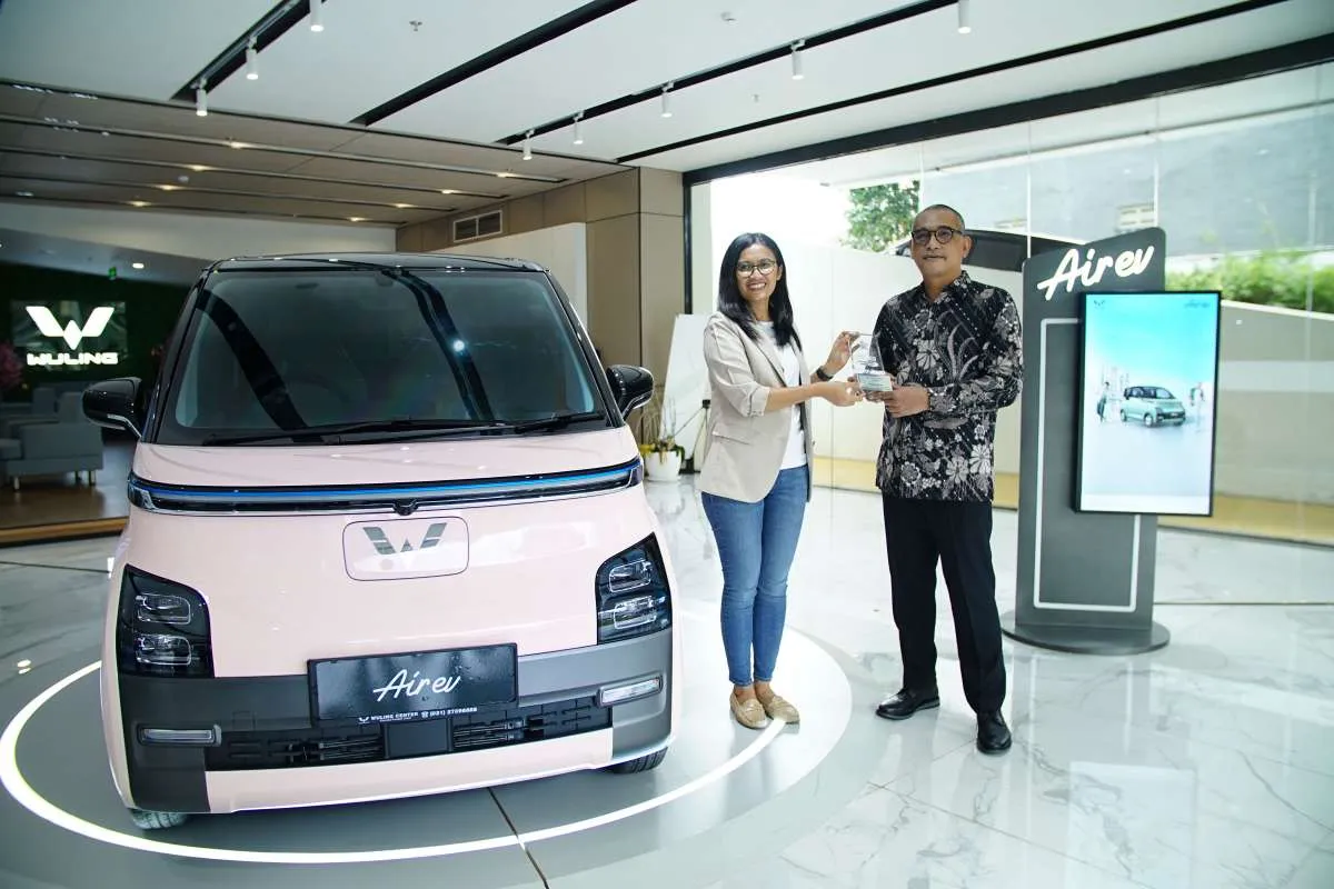 Wuling Air ev Raih Best Innovation dalam Ajang Carvaganza Editor’s Choice Award 2022