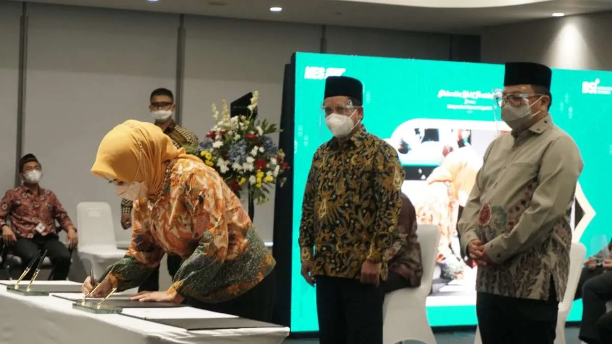BSI gandeng MES dan Pertamina salurkan pembiayaan Pertashop buat pesantren