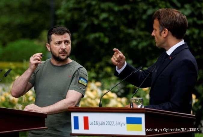 Prancis Janji Akan Kirim Lebih Banyak Kendaraan Lapis Baja dan Tank ke Ukraina